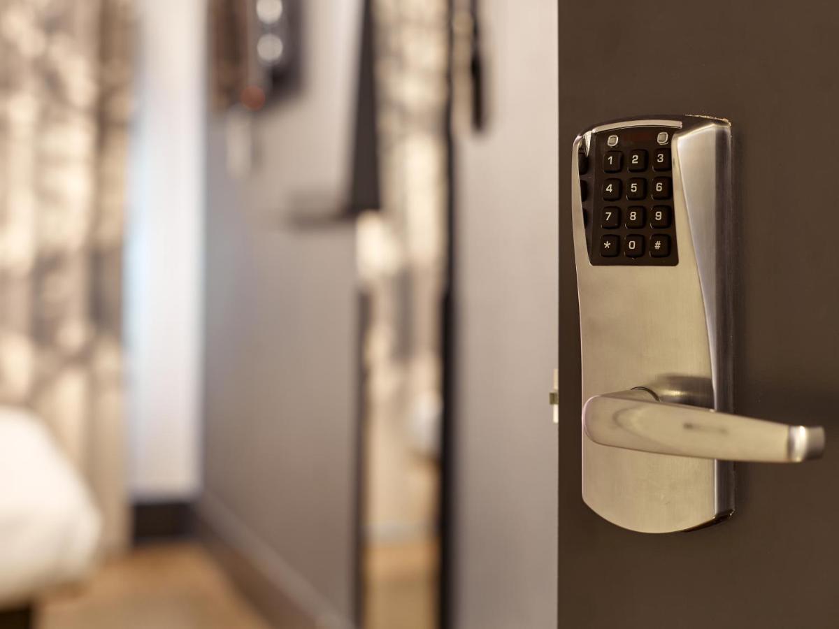 B&B Hotel Cluses Sud Екстериор снимка