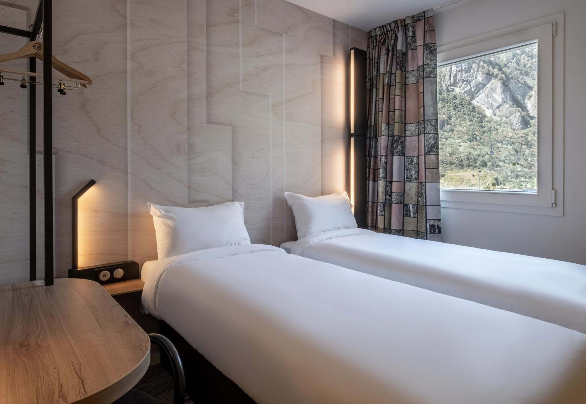 B&B Hotel Cluses Sud Екстериор снимка
