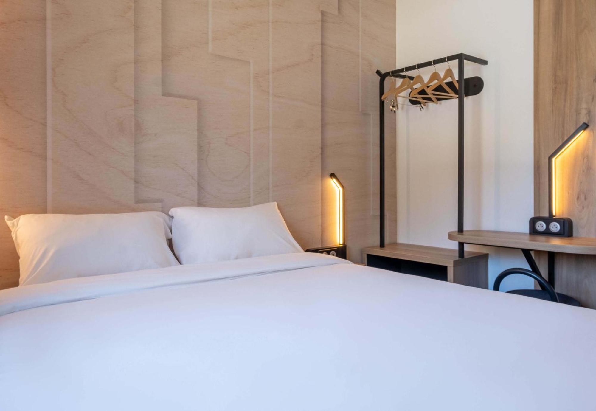 B&B Hotel Cluses Sud Екстериор снимка